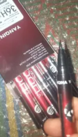 Image #1 from Yasmin