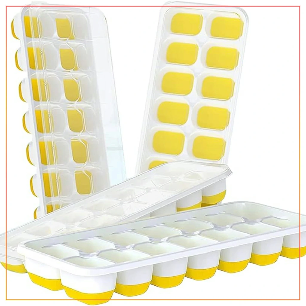 Ice Cube Tray With Lid, Space-Saving...