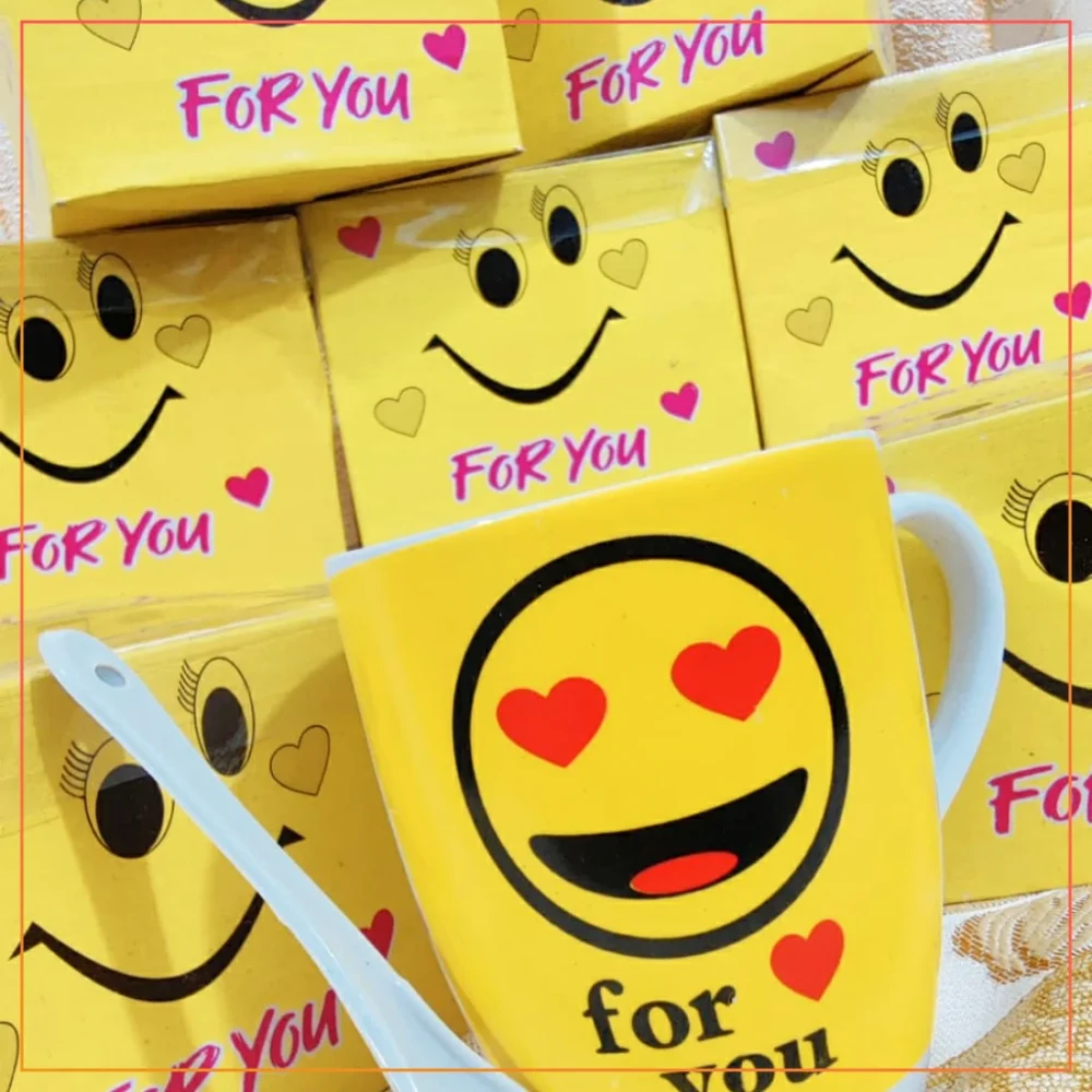 Smile Emoji Coffee Mug - Tea Cup Set with Spoon - Love For You print - Gift Box Packing - Yellow - 300ml (Copy)